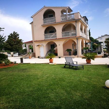 Villa Meli - Apartments Mit Meerblick Medulin Luaran gambar