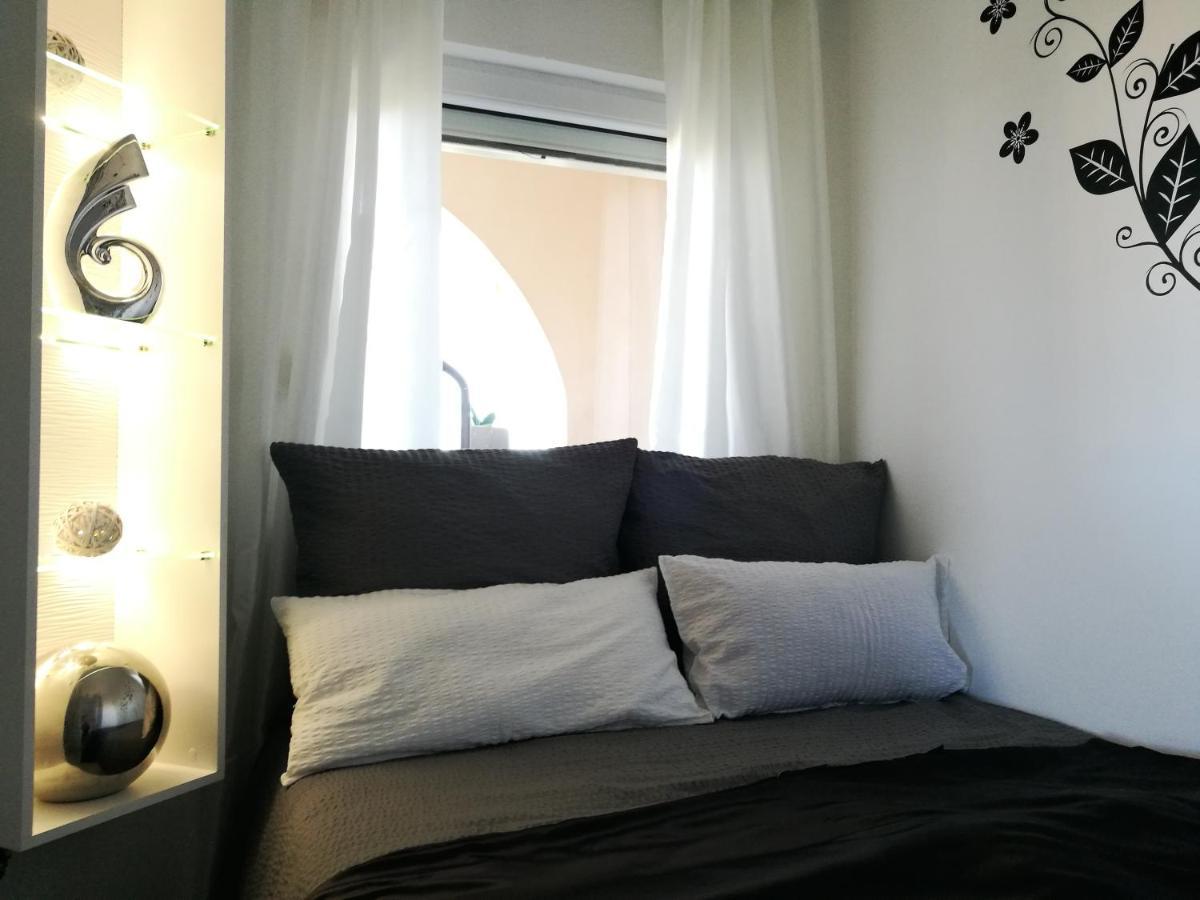 Villa Meli - Apartments Mit Meerblick Medulin Luaran gambar
