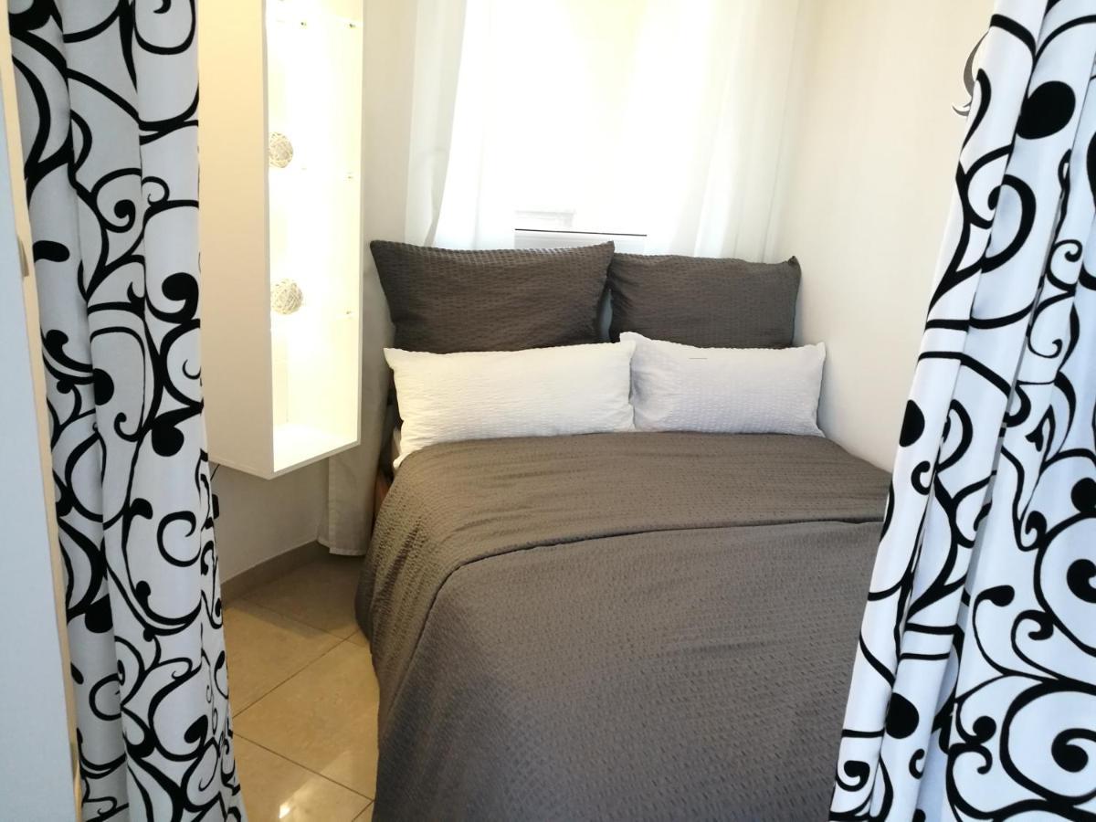 Villa Meli - Apartments Mit Meerblick Medulin Luaran gambar