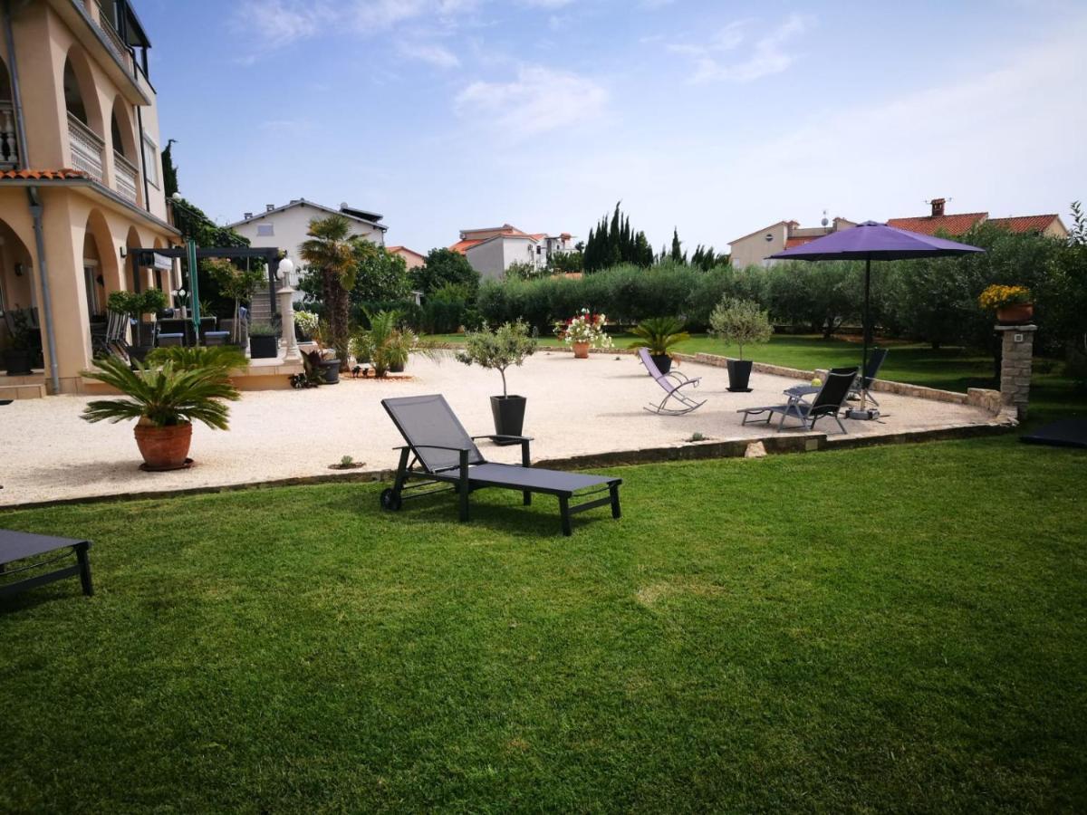 Villa Meli - Apartments Mit Meerblick Medulin Luaran gambar