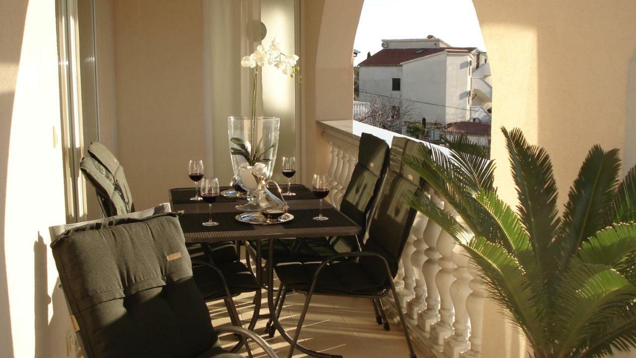 Villa Meli - Apartments Mit Meerblick Medulin Luaran gambar