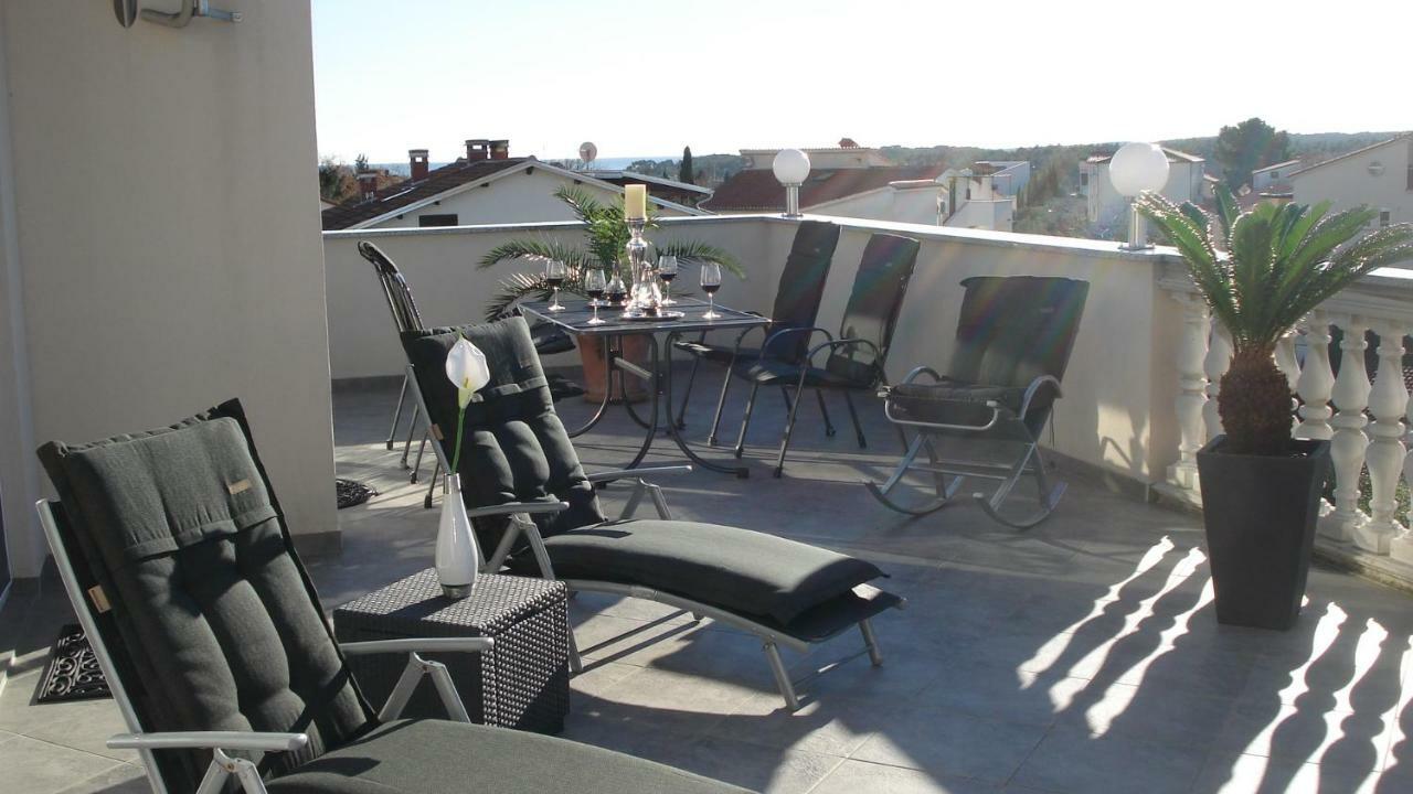 Villa Meli - Apartments Mit Meerblick Medulin Luaran gambar